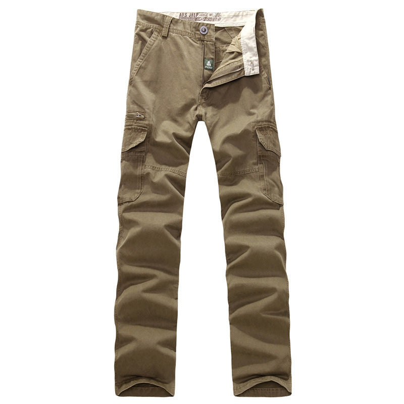 Men's cargo pants with many uses and several pockets Lune London