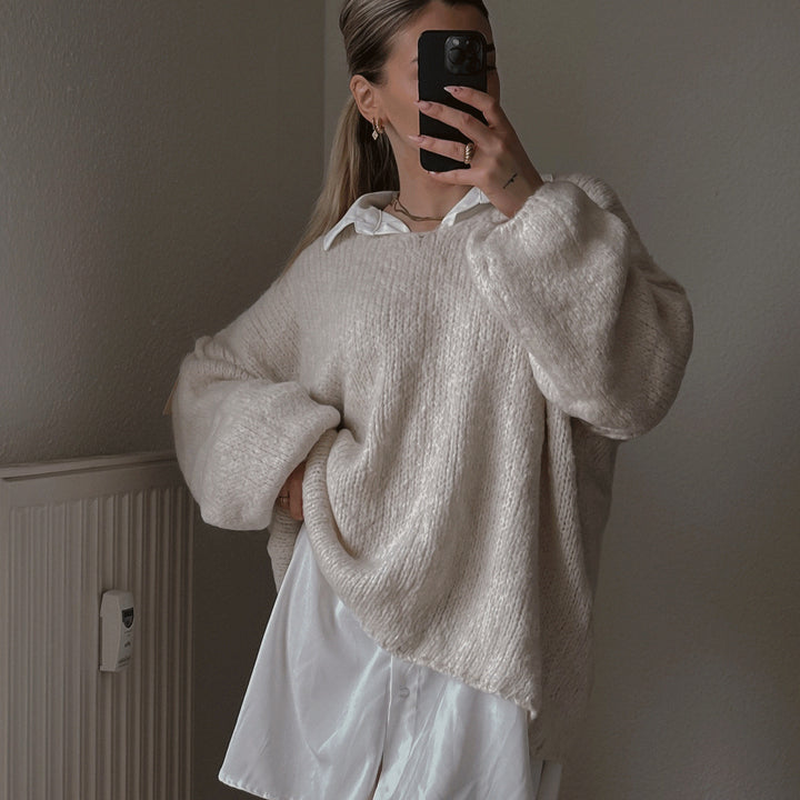 Pull oversized décontracté pour femmes avec des manches volumineuses et une texture douce Chic & Stil