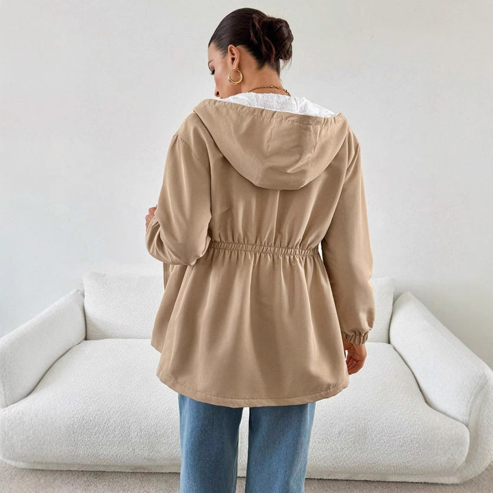 Leisure jacket for women with adjustable waist and hood Lune London
