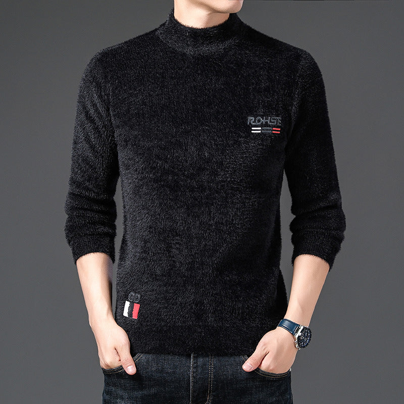 Trendy men's sweater with high collar and soft material Lune London