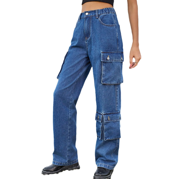 High-waisted cargo pants for women with practical pockets Lune London