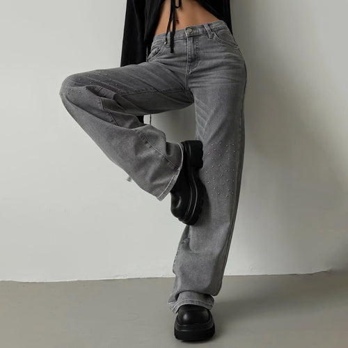 High-waisted women's jeans with a trendy ripped design and original studs Lune London