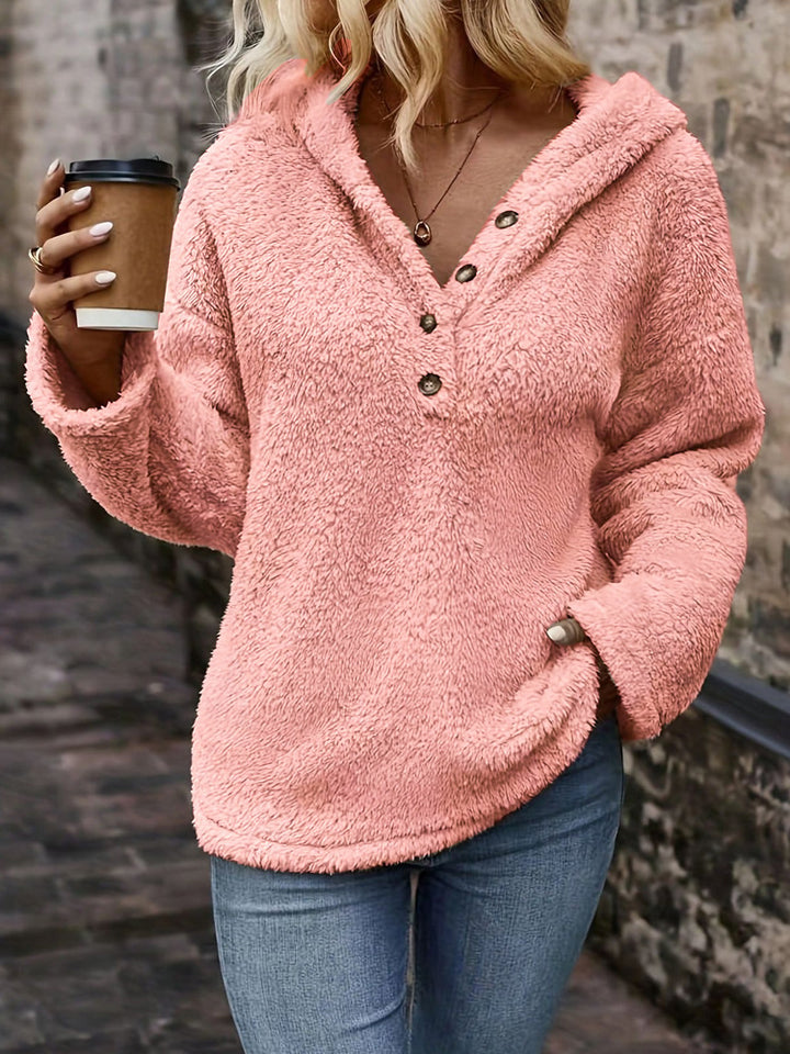 Ladies comfortable pullover and fleece with button placket Lune London