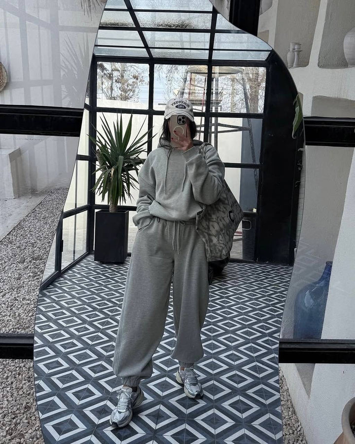 Women's Relaxed Oversized Jogging Suit Lune London
