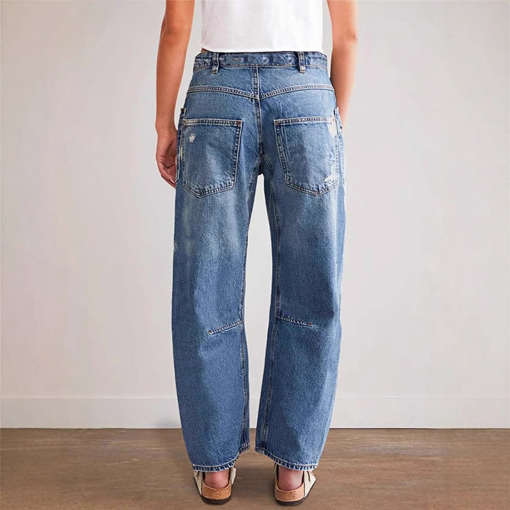 Women's wide-cut jeans with creative pockets and destroyed details Lune London