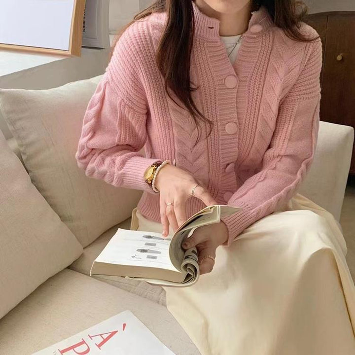 Comfortable knitted cardigan for women with braided pattern and large buttons Lune London
