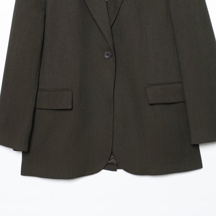 Ladies elegant blazer with discreet cut Lune London
