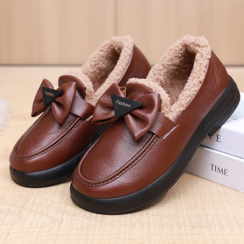 Lune London | Women's Cozy Slippers with Fashionable Bow Accent
