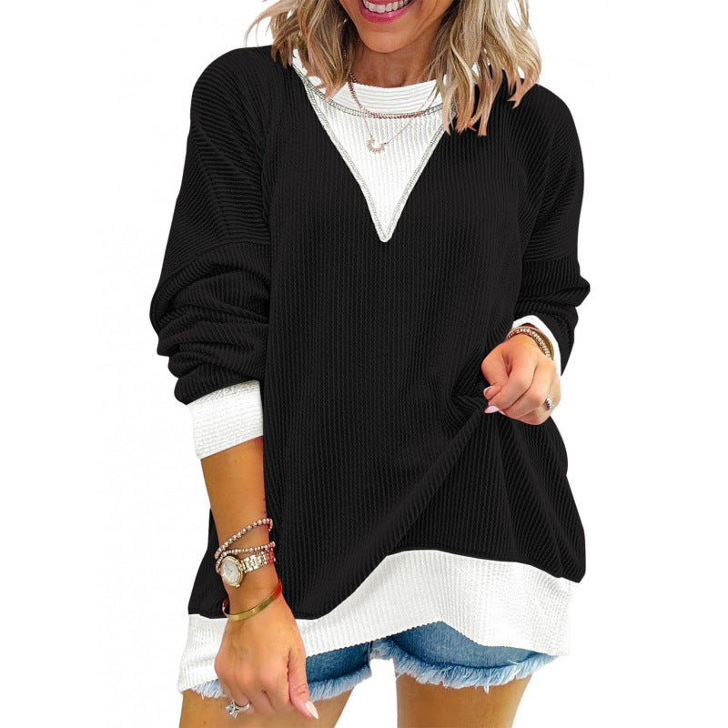 Casual sweater for women in structured material with V-neck Lune London