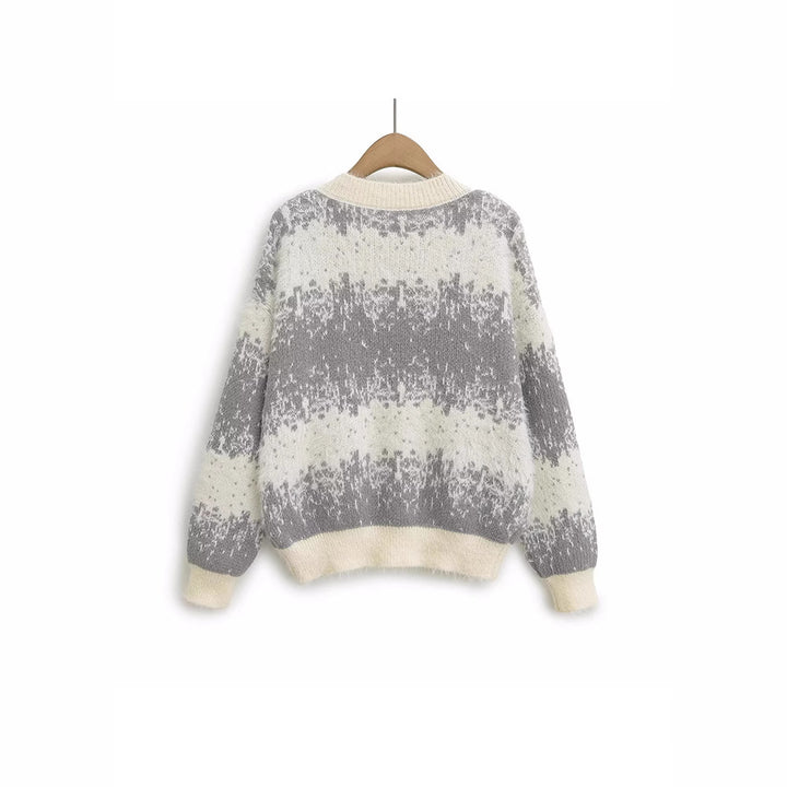 Women's knit jacket with soft patterns and chic and stylish button details