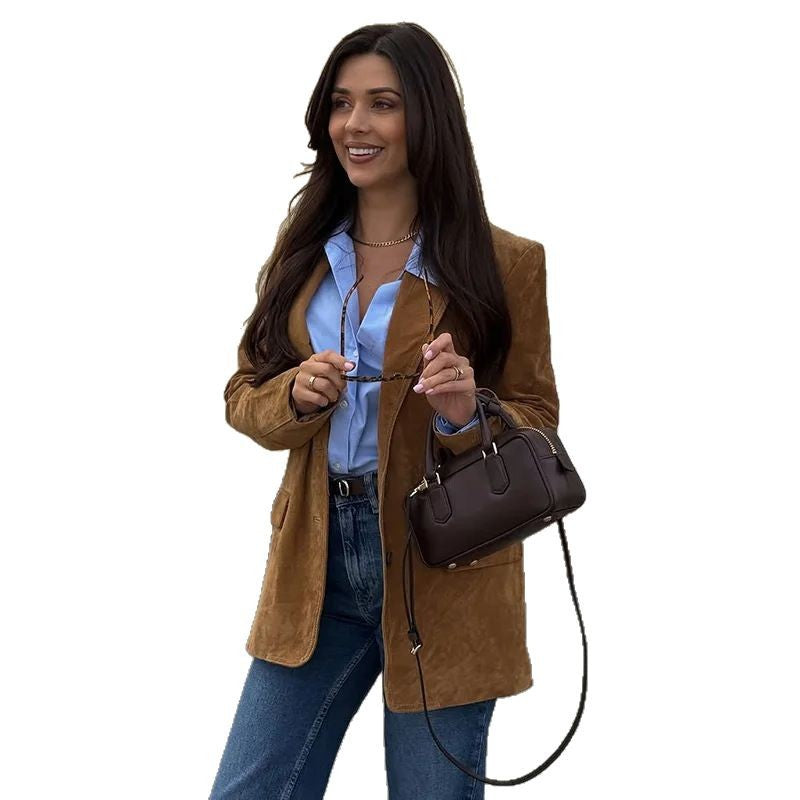 Suede blazer for women with an elegant cut and high-quality details Lune London