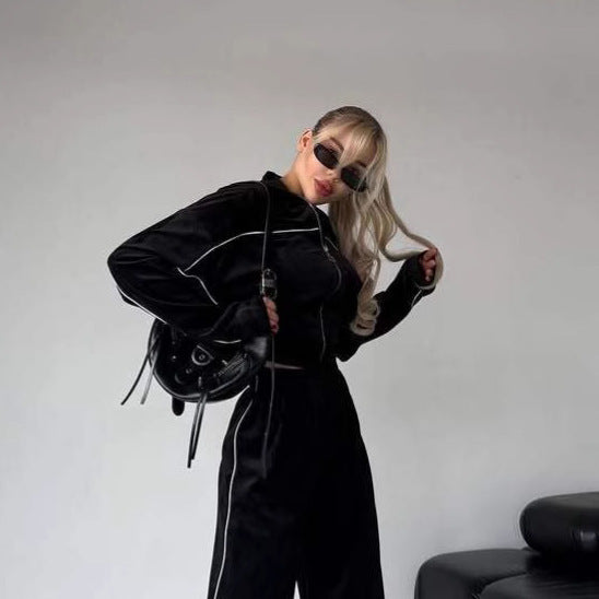 Sporty velvet jogging set for women with cropped hooded jacket and comfortable pants Lune London