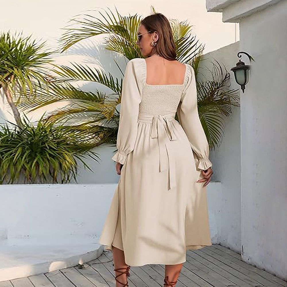 Robe portefeuille pour femmes avec manches longues et silhouette cintrée Chic & Stil