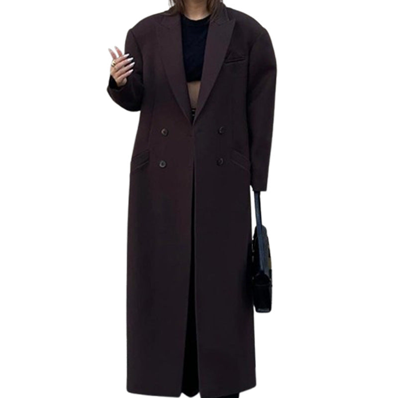 Oversized women’s coat jacket with double row of buttons and wide shoulders Lune London
