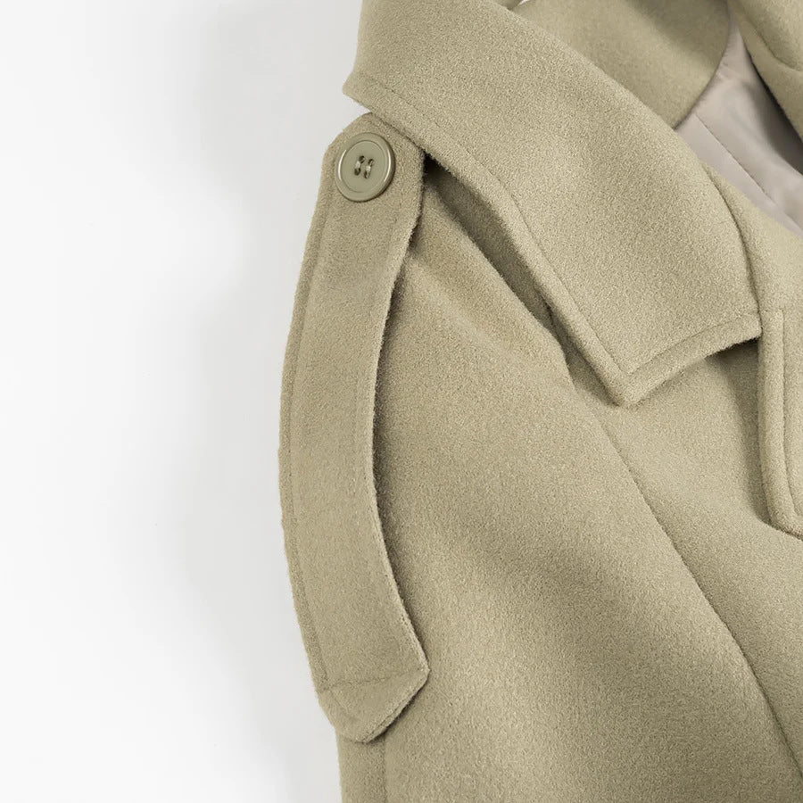 Women's trench coat with double breasted and practical belt Lune London