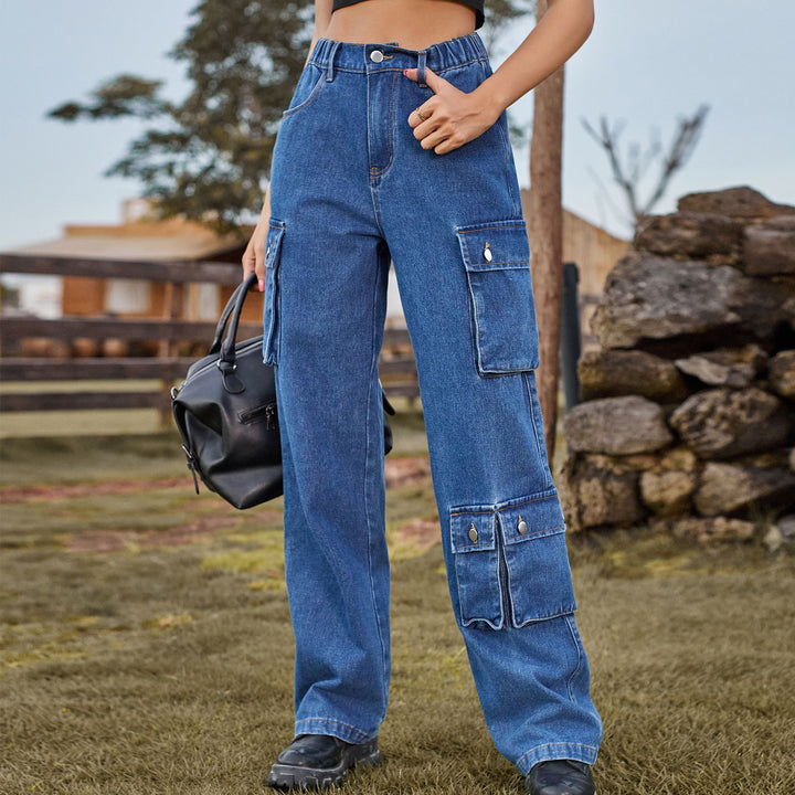 High-waisted cargo pants for women with practical pockets Lune London