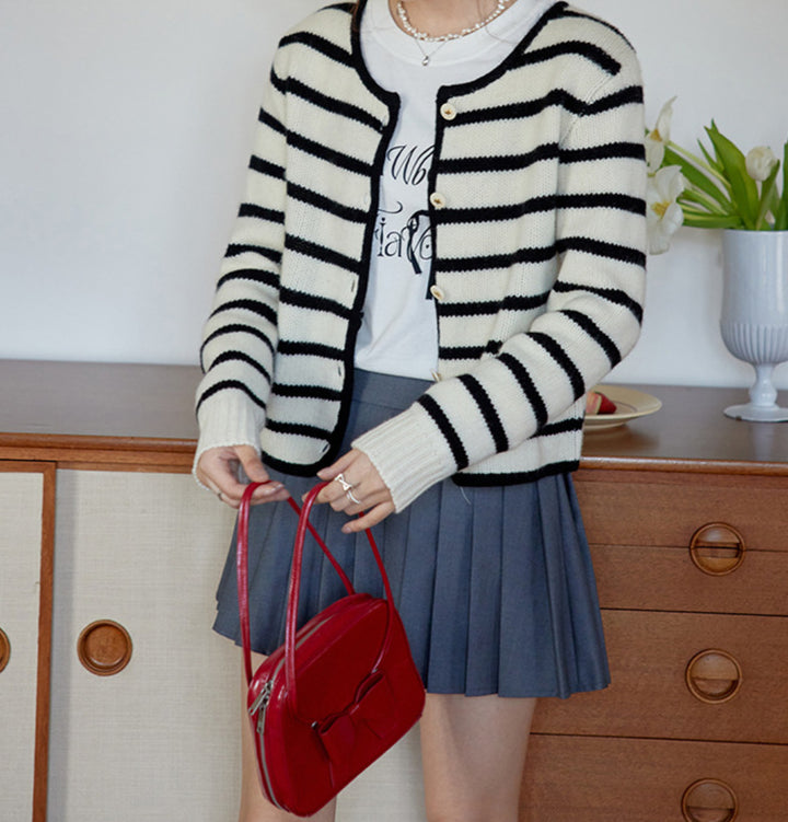 Striped knitted short-sleeve jacket for women with button closure Lune London