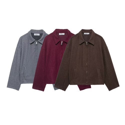 Fashionable women's transitional jacket with a stylish high collar and practical zippered pockets Lune London