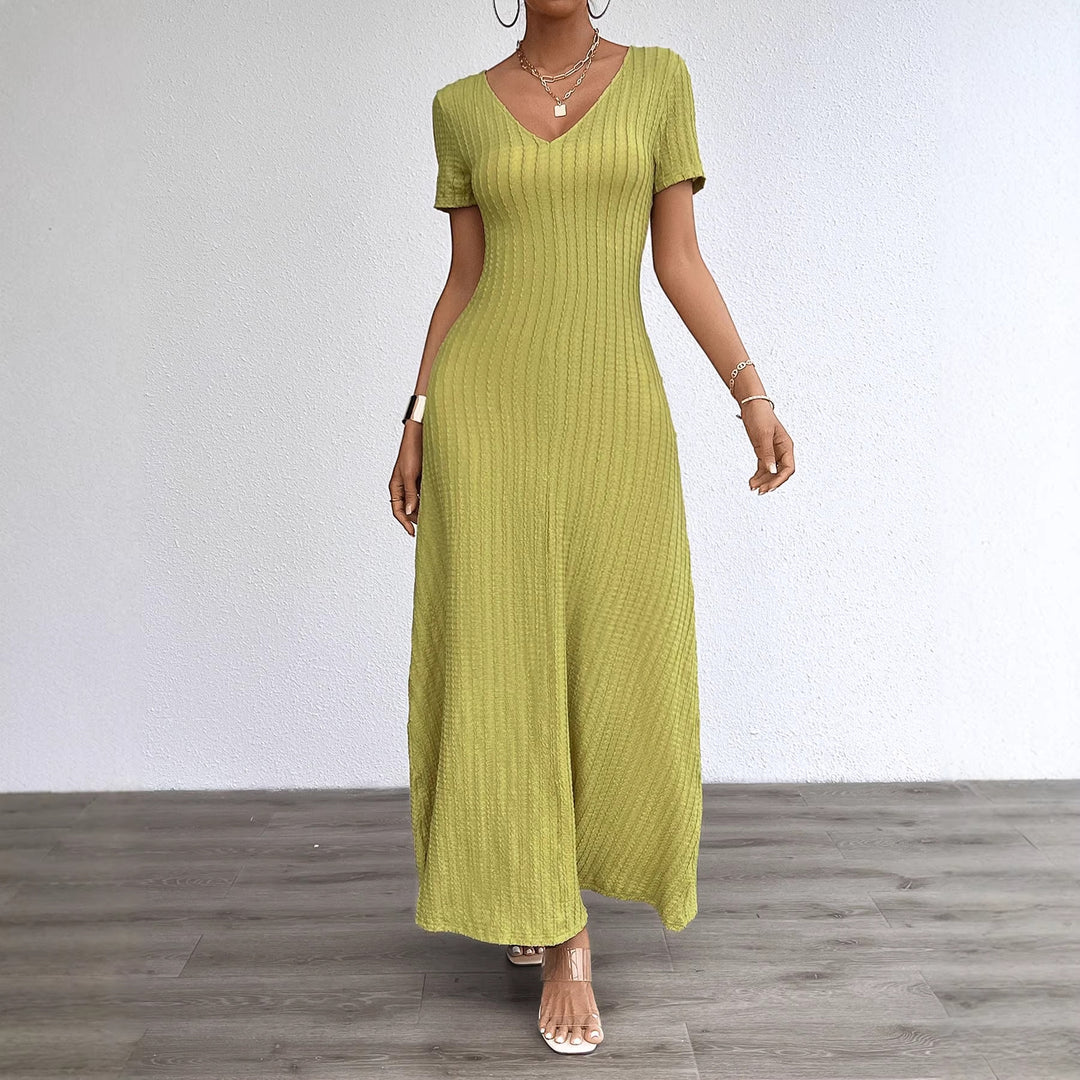 Maxi dress with long sleeves for women with elegant V neck and ribbed texture Chic & Stil