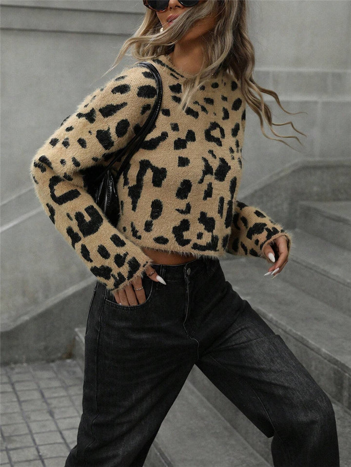 Ladies Soft Wool Sweater in Leopard Lune London