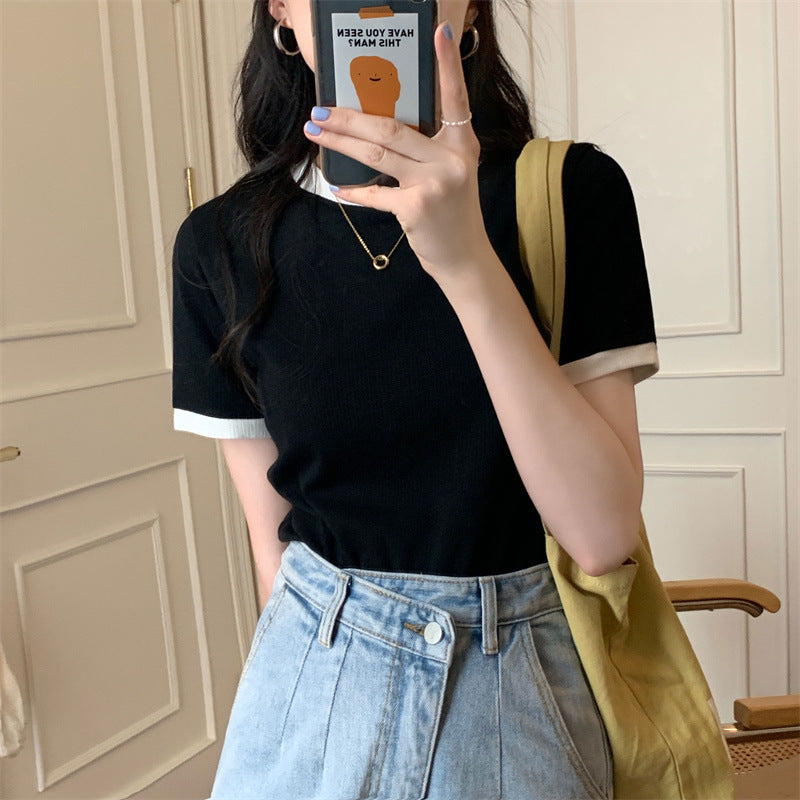 Women's short-sleeve shirt with fashionable contrast collar and casual cut