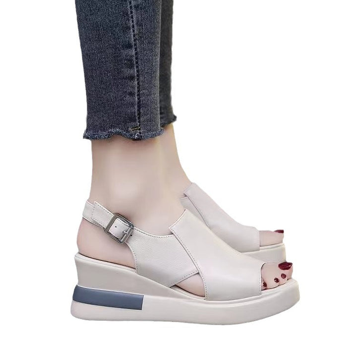 Comfortable wedge sandals for women with an adjustable strap and ergonomic insole technology Lune London