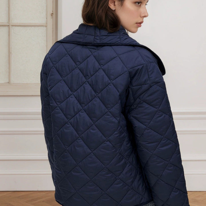 Lady quilted jacket with modern design and soft inner lining Lune London