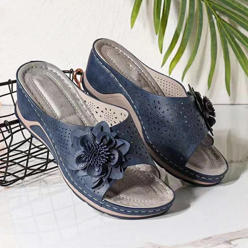 Comfortable strap slippers for ladies with floral design Lune London