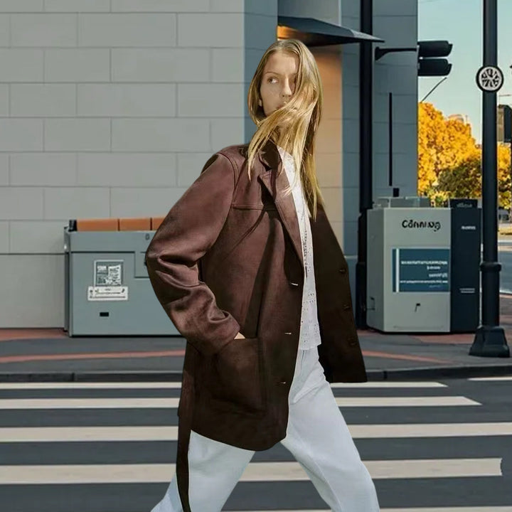 Fashionable blazer jacket for women Lune London