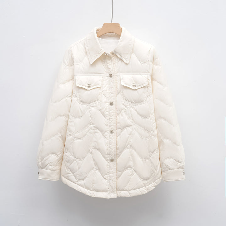 Ladies quilted outdoor jacket with pockets and comfortable fit Lune London