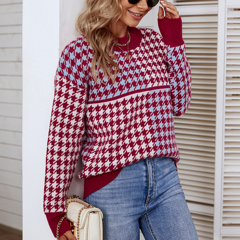 Women cozy knit sweater with a trendy checked pattern and a loose fit Lune London