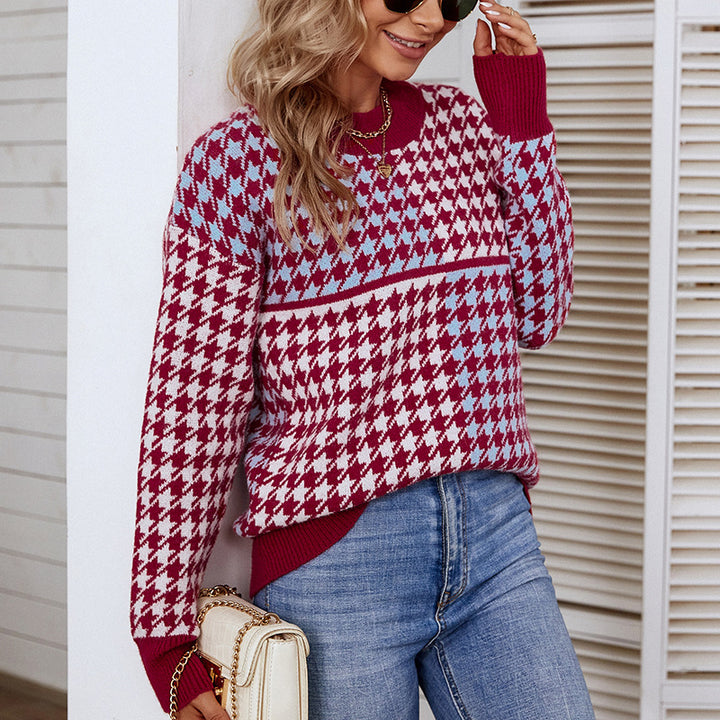 Women cozy knit sweater with a trendy checked pattern and a loose fit Lune London