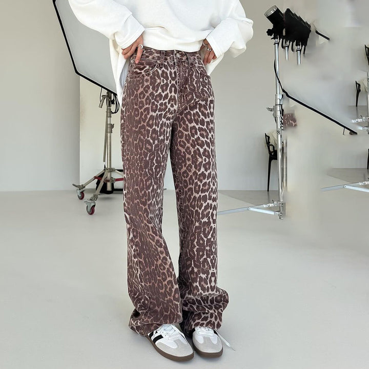 Women's wide leg jeans in trendy leopard print Lune London