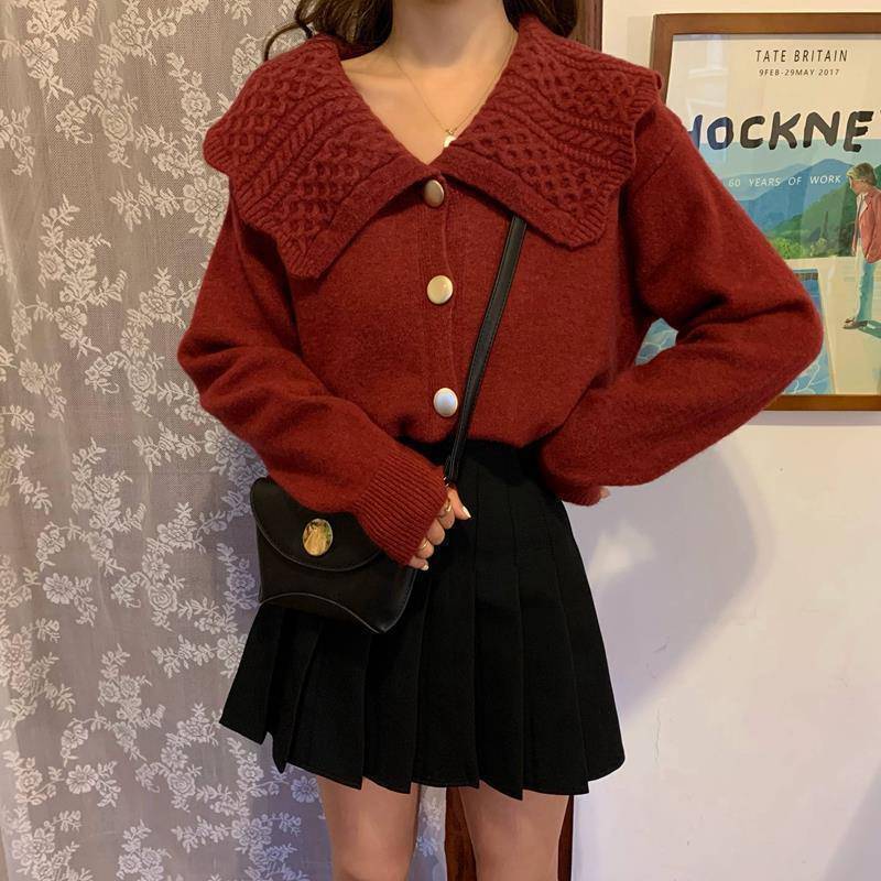 Knit jacket for women with wide collar and decorative buttons Lune London