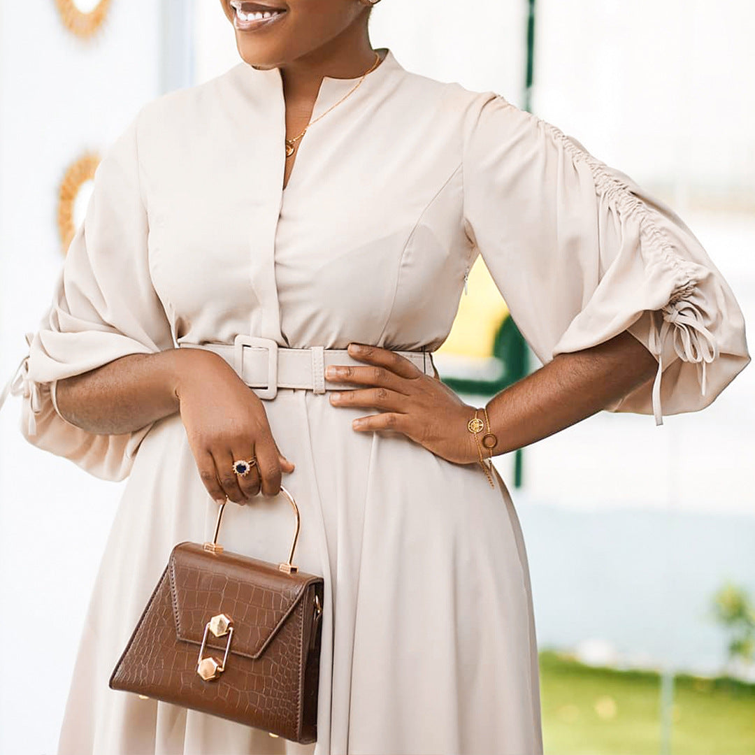 Dress for women with fitted belt and ruffled sleeves Lune London
