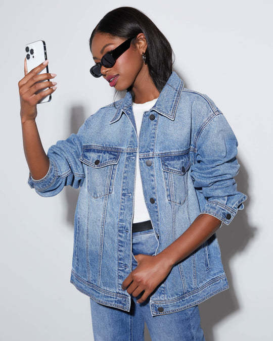 Casual denim jacket for women in oversized cut Lune London