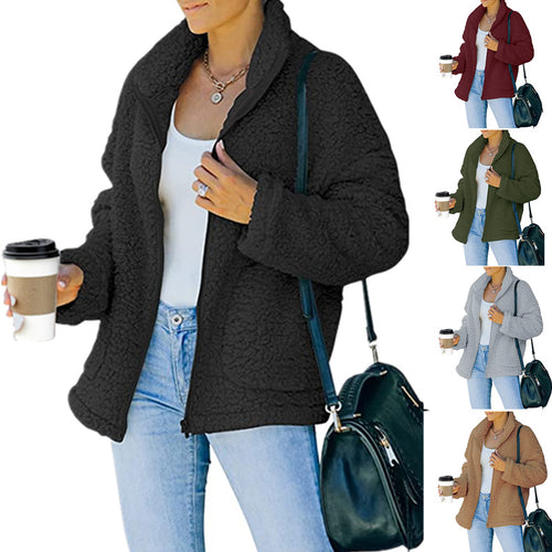 Women cozy fleece jacket with oversized cut and deep collar Lune London