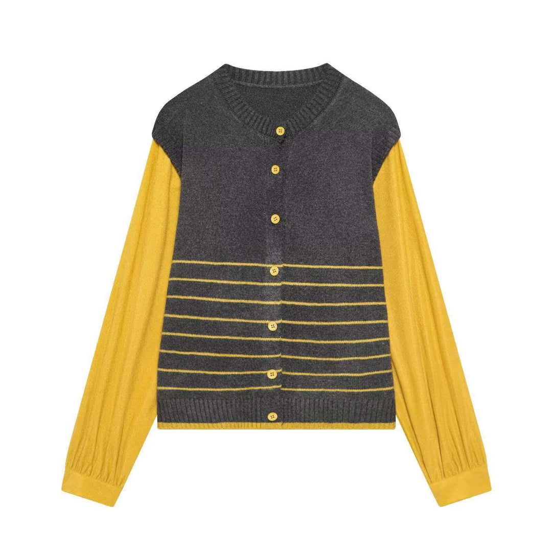 Cardigan féminin à la mode avec des contrastes élégants Chic & Stil