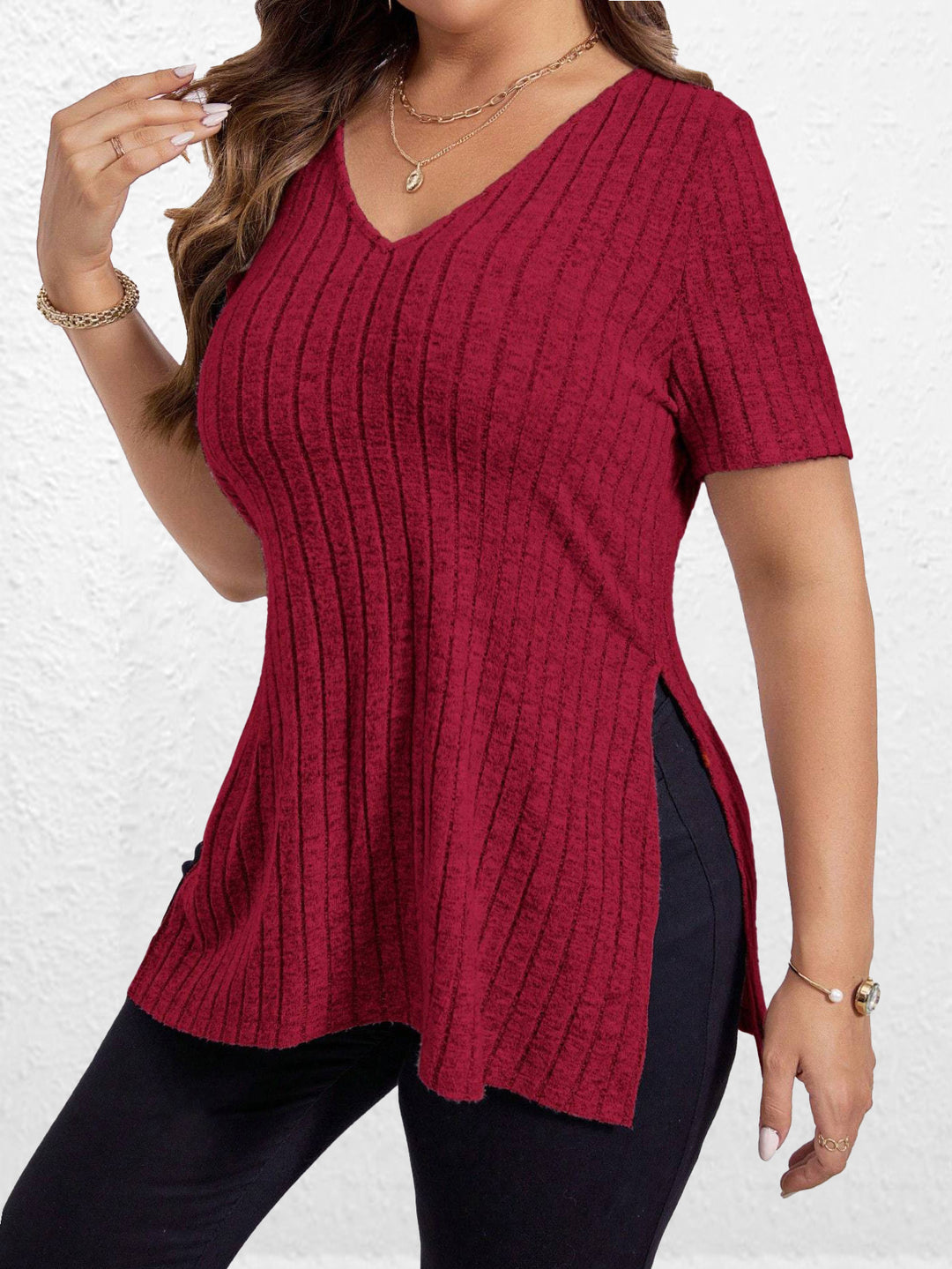 Ladies casual V-neck top with textured rib pattern Chic and Style