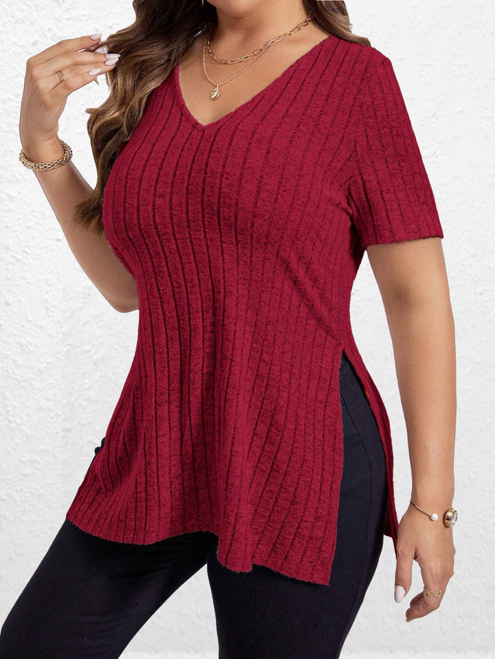 Ladies casual V-neck top with textured rib pattern Chic and Style