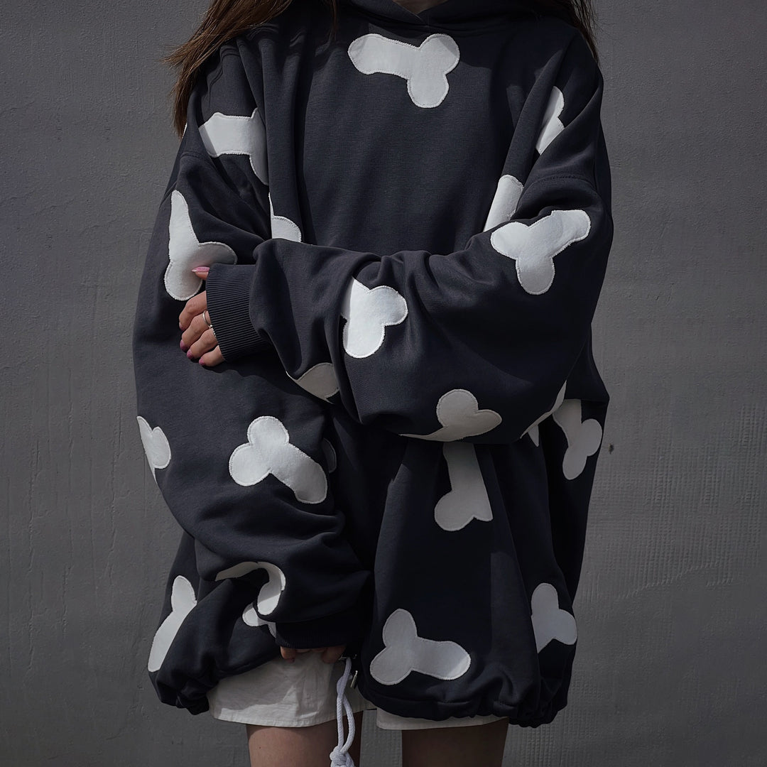 Women's hoodie with creative heart pattern and oversized relaxed fit Lune London