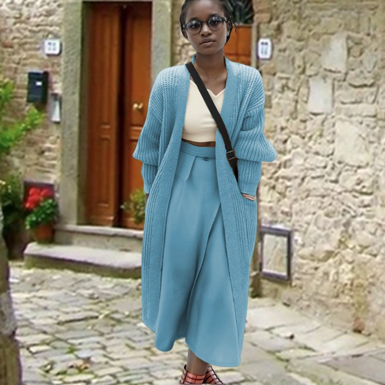Long cardigan for women with a relaxed silhouette and practical pockets Lune London