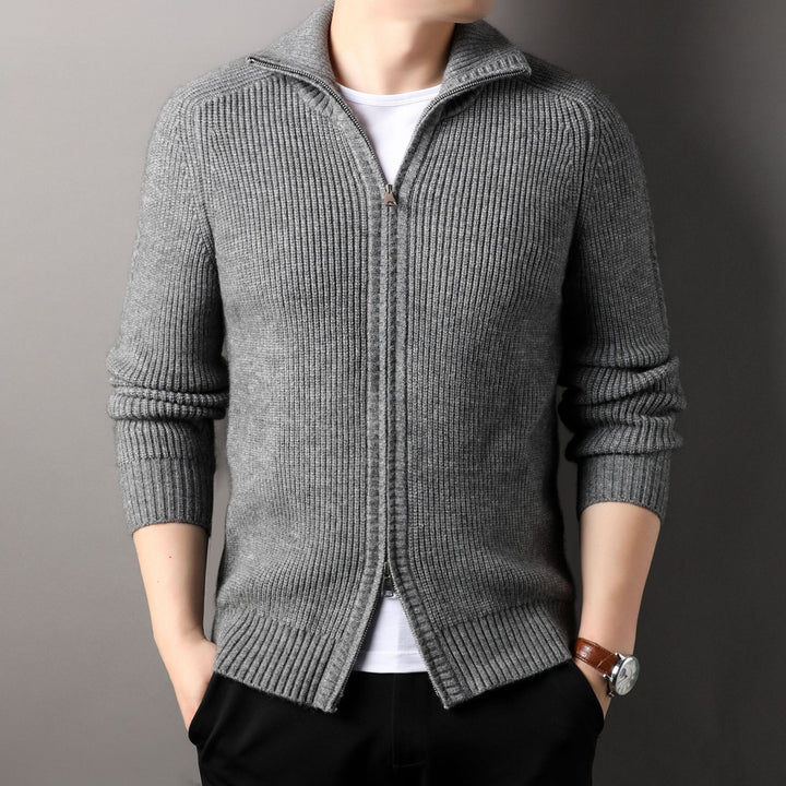 High-quality wool turtleneck sweater for men Lune London