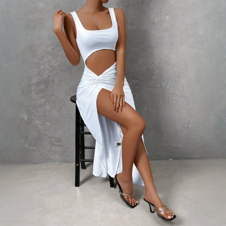 Women's maxi dress with cutouts and chic wrap design and high slit Chic & Stil