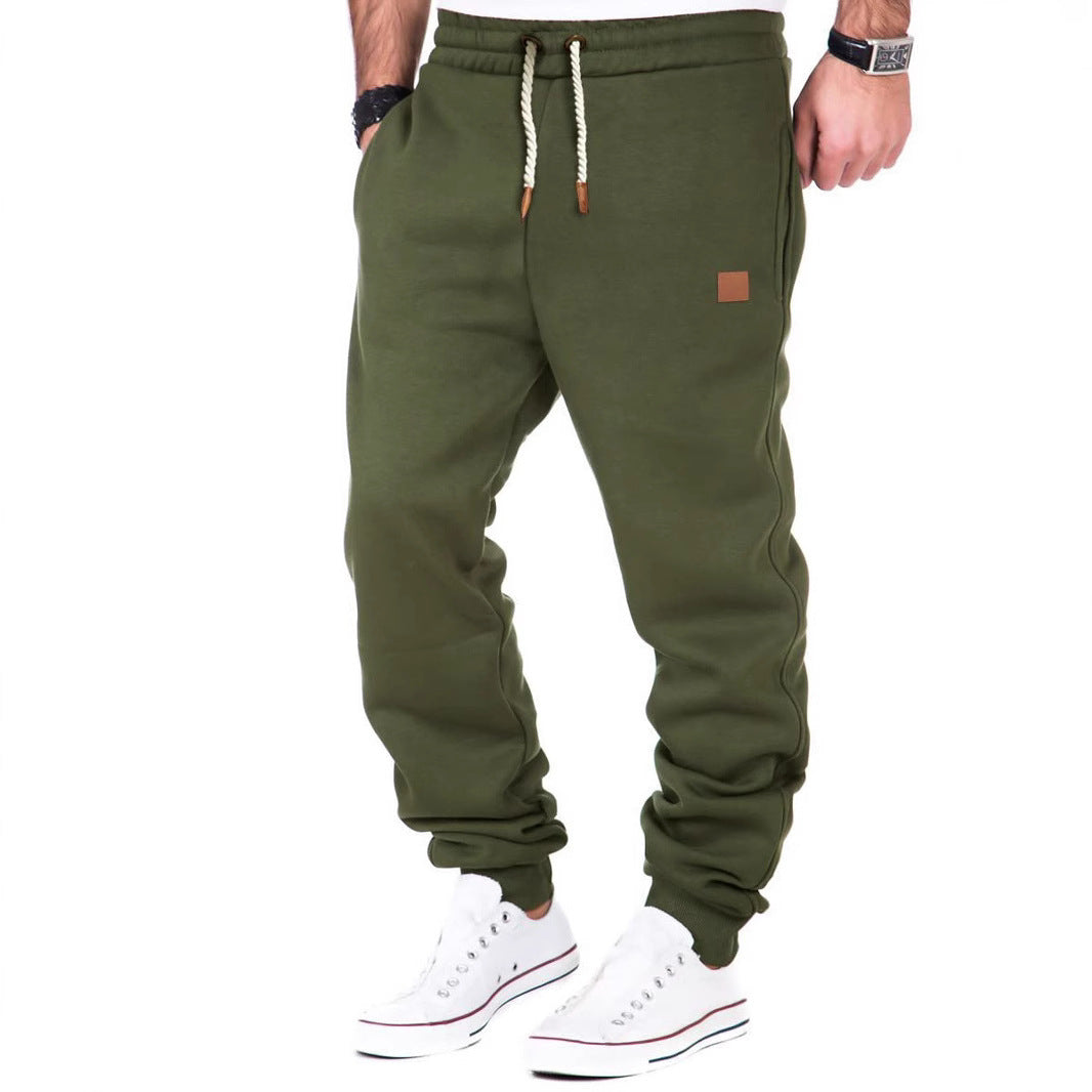 Casual jogger pants for men with elastic waistband and practical pockets Lune London