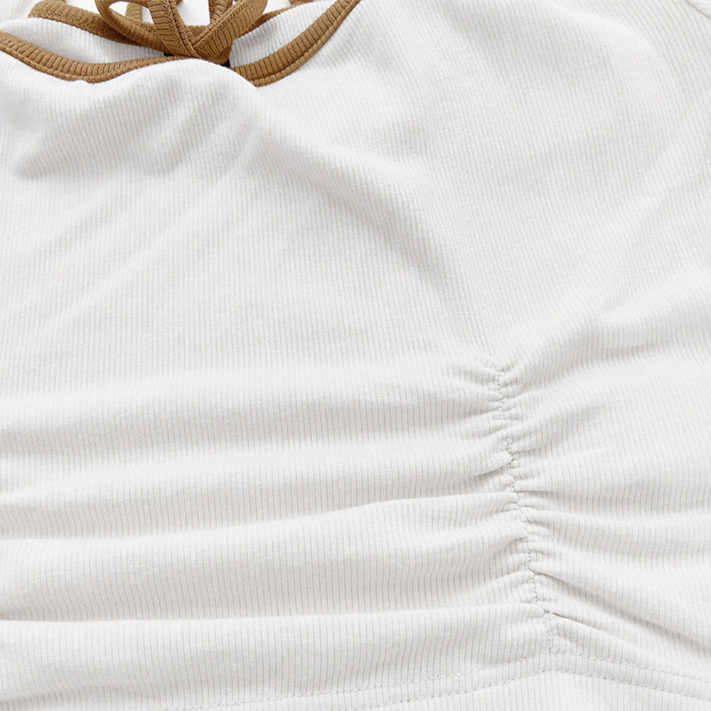 Long sleeve cropped top for women with an elegant square neckline and sophisticated knot details Chic & Stil