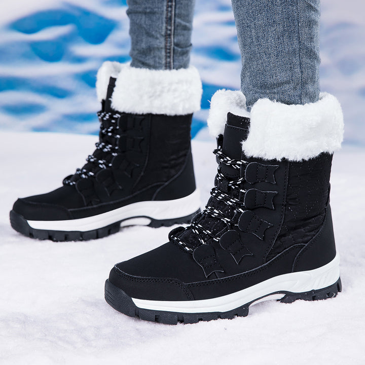 Insulated winter boots for women with non-slip sole and soft inner lining Lune London