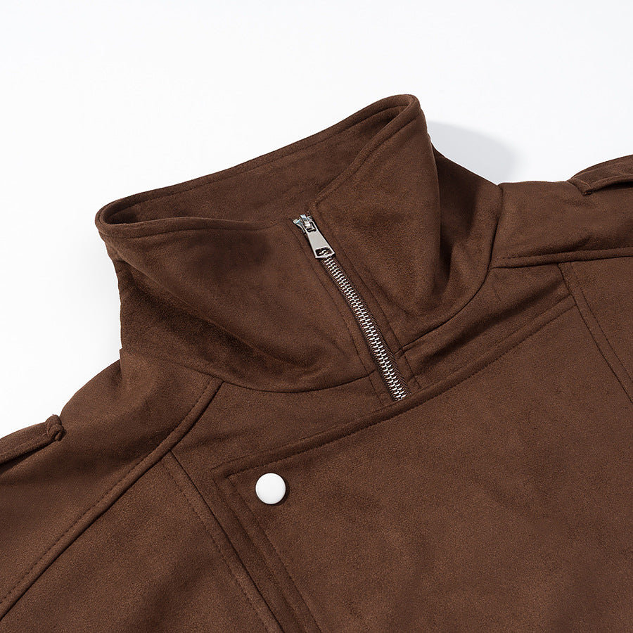 Veste courte féminine à la mode dans un style urbain avec col montant et détails d'épaule Chic & Stil