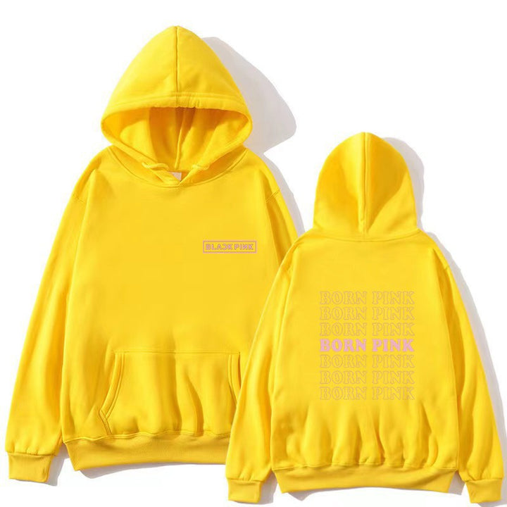 Women's hoodie with striking graphic design Chic & Stil