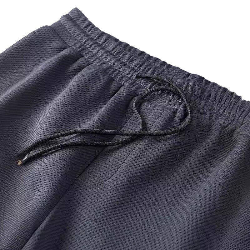 Functional sports set for men made of high-quality fabric Lune London